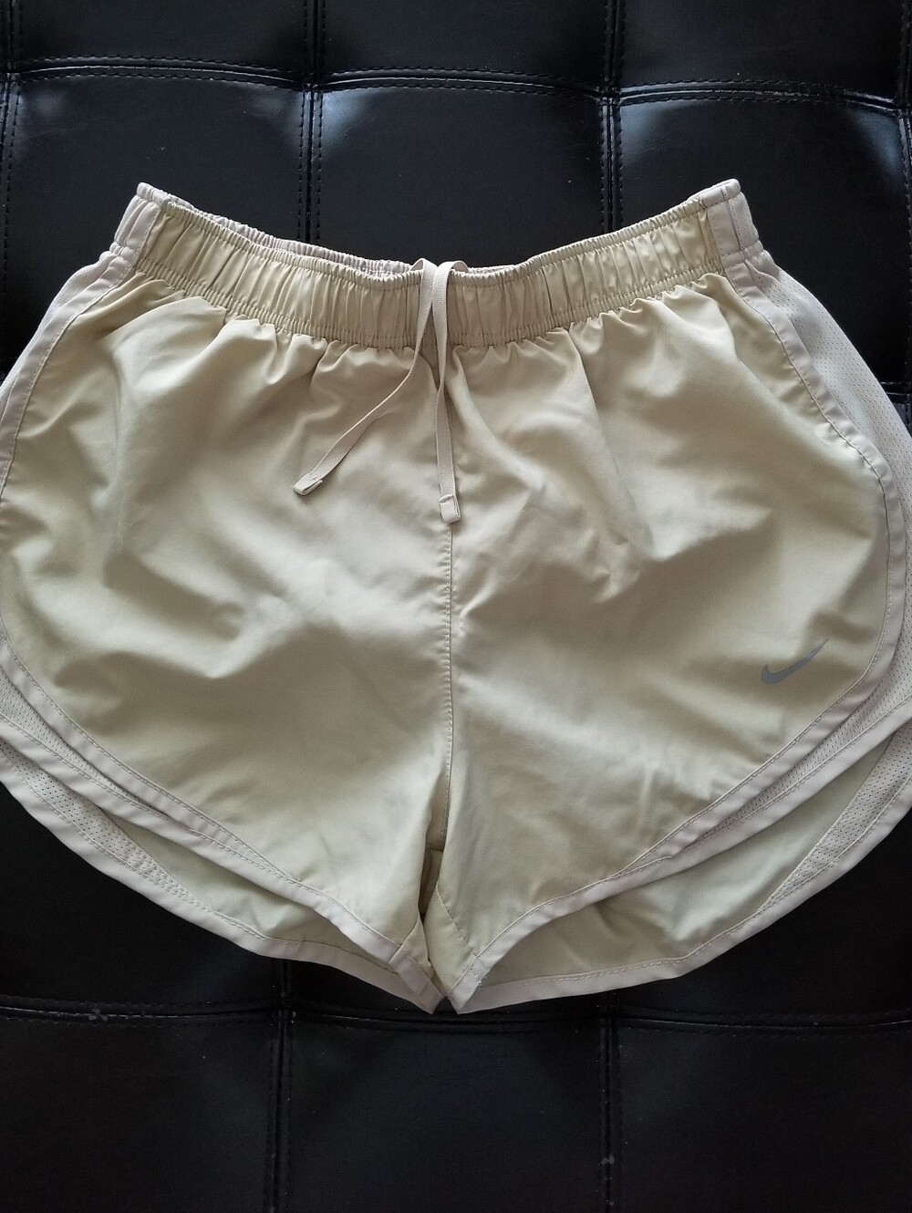 ❗Nike Beige Dri-Fit Athletic Shorts Medium❗